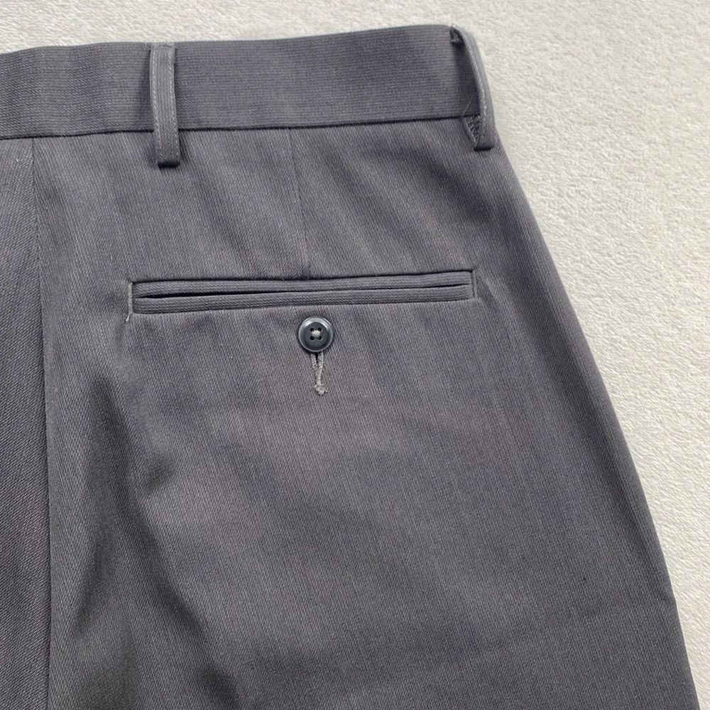 JF J. Ferrar Flat Front Classic Fit Dress Pant/Trouser (30x30, Gray)